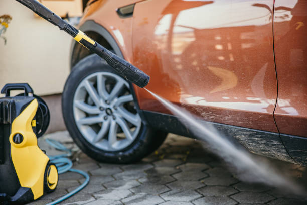 Best Commercial Pressure Washing  in Monticello, MN